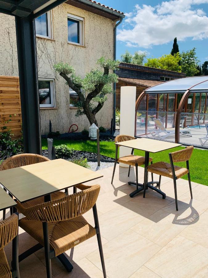 Logis Hotel Restaurant Le Clos Fleuri Castelnaudary Exterior foto