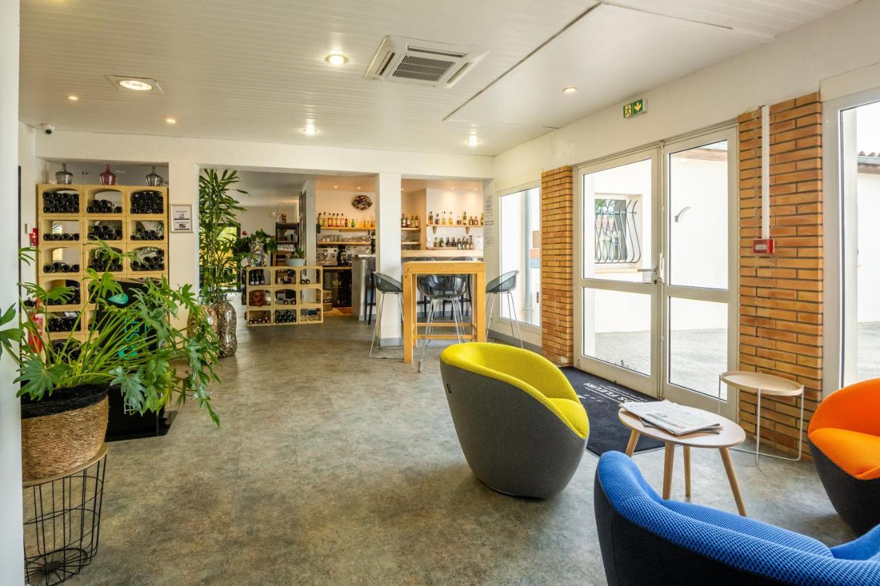 Logis Hotel Restaurant Le Clos Fleuri Castelnaudary Exterior foto
