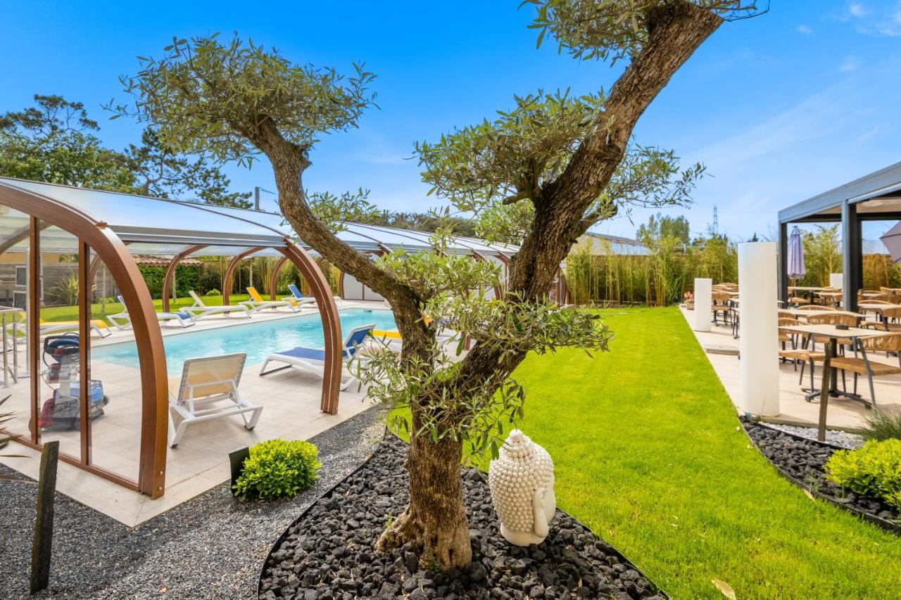 Logis Hotel Restaurant Le Clos Fleuri Castelnaudary Exterior foto