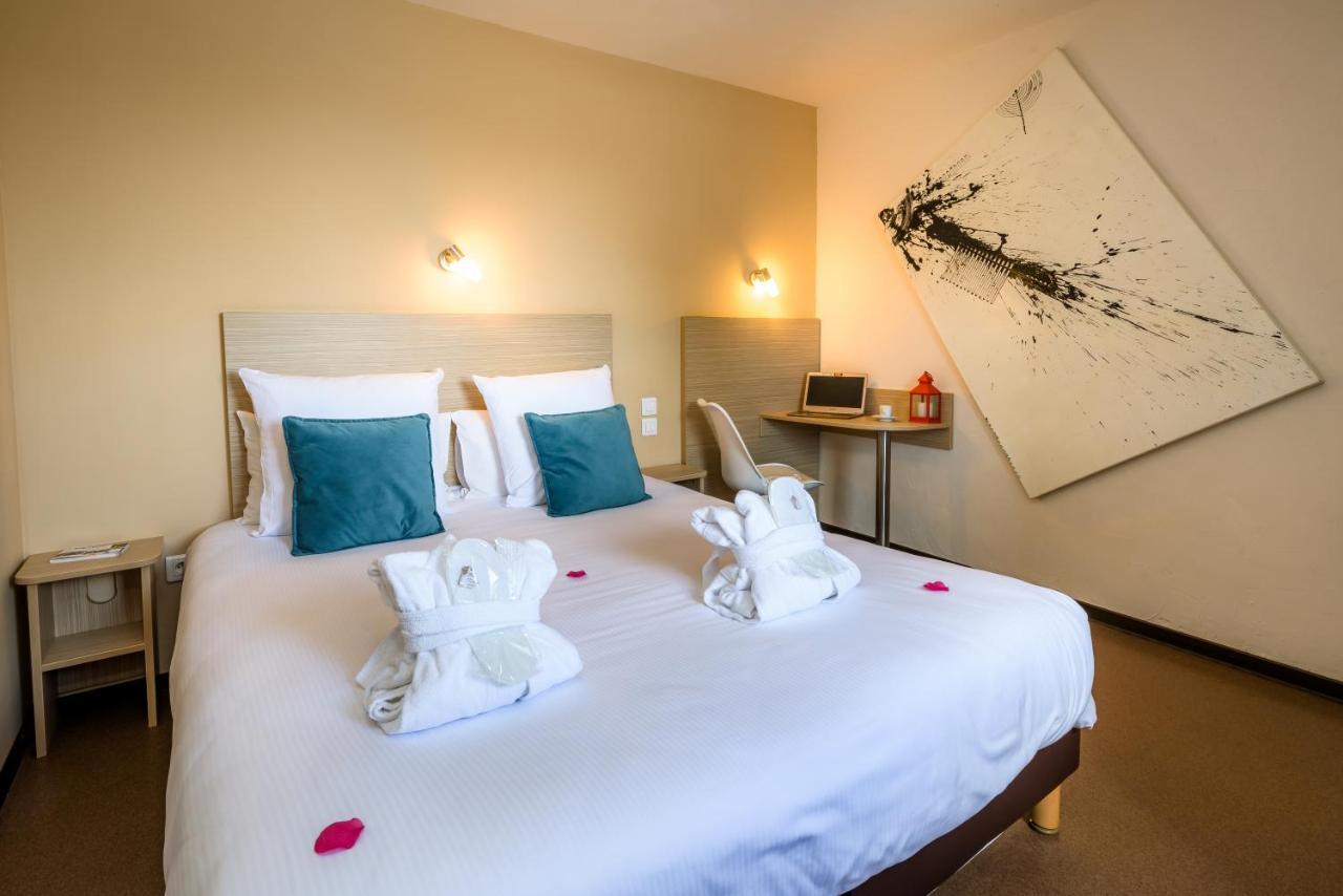 Logis Hotel Restaurant Le Clos Fleuri Castelnaudary Exterior foto