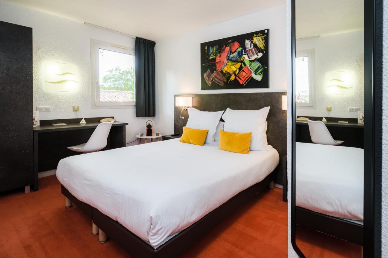 Logis Hotel Restaurant Le Clos Fleuri Castelnaudary Exterior foto